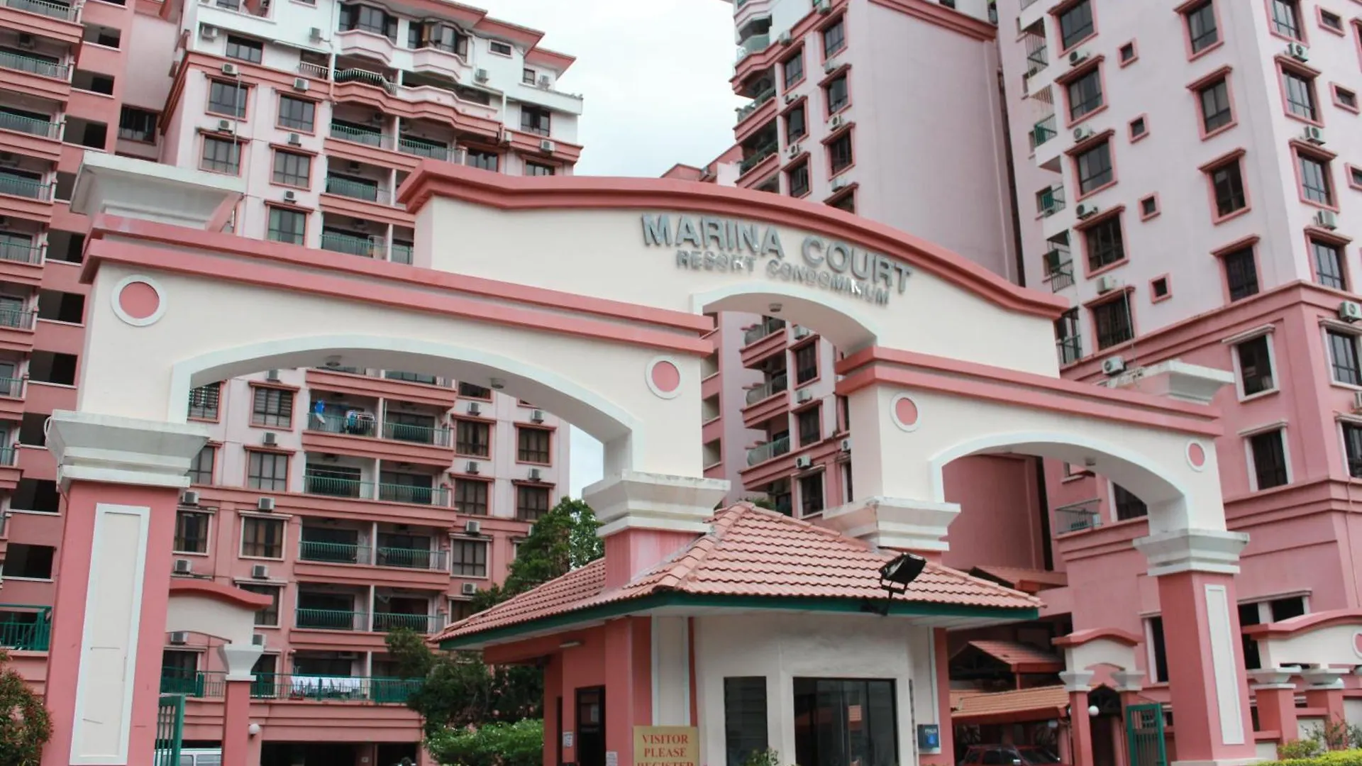Marina Court Resort Condominium Town Homestay コタキナバル アパート