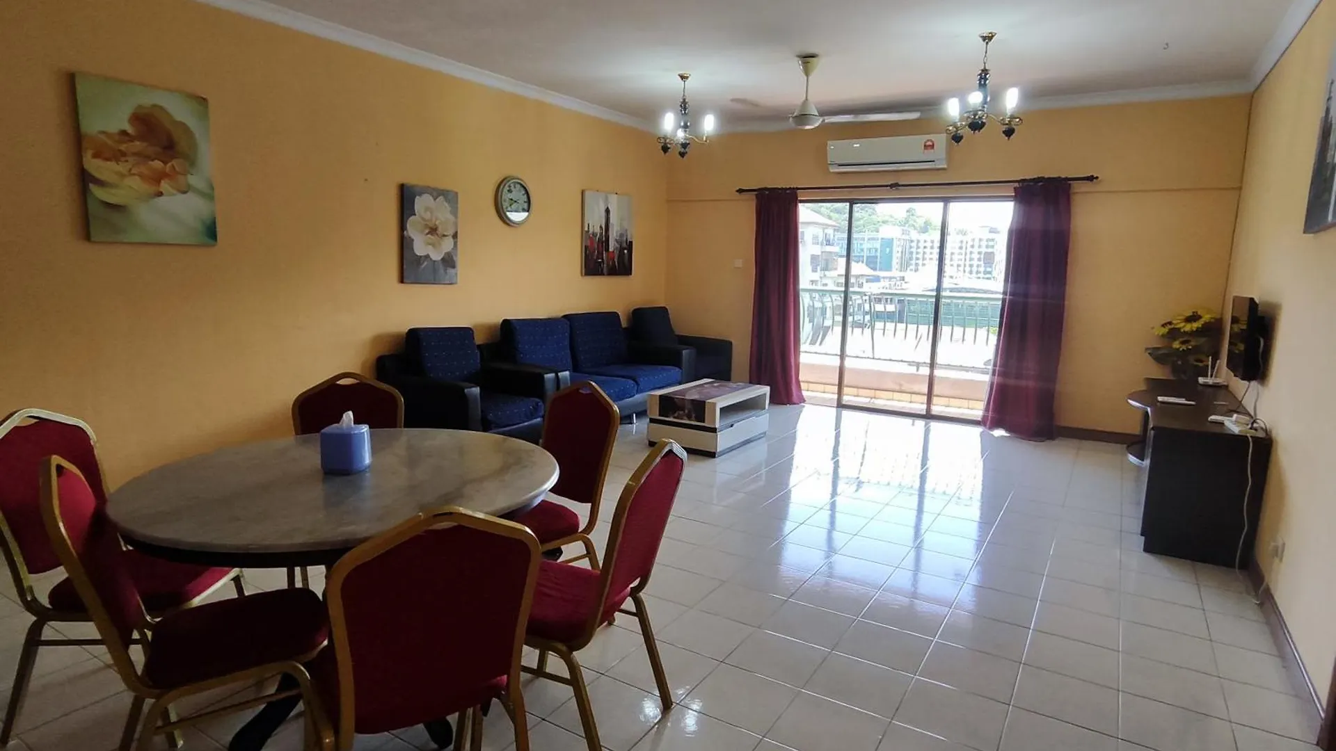 Marina Court Resort Condominium Town Homestay コタキナバル