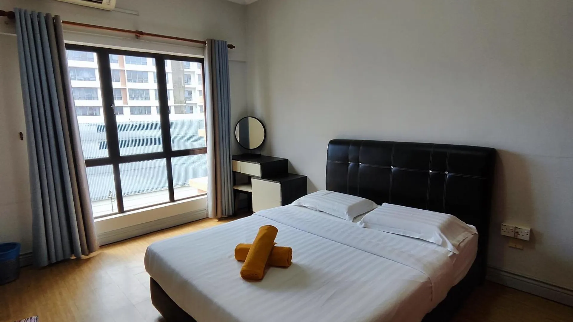 アパート Marina Court Resort Condominium Town Homestay コタキナバル