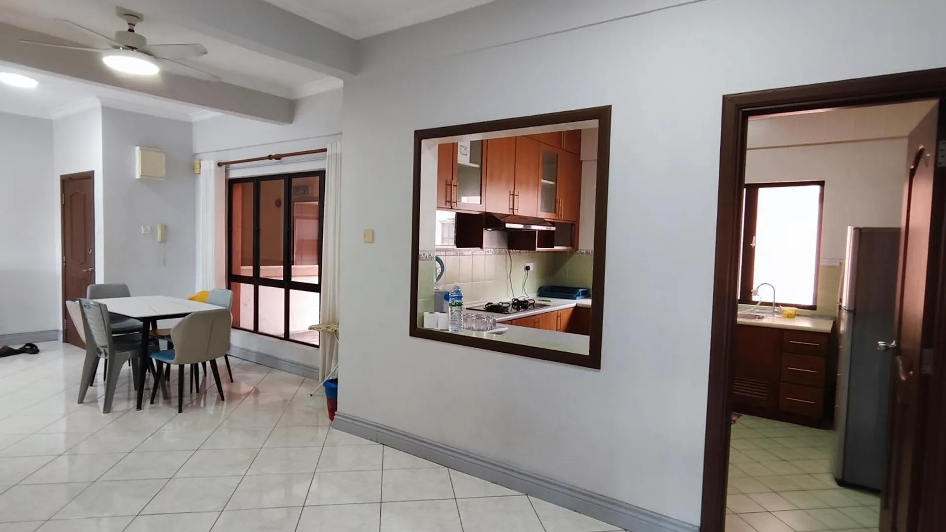 Marina Court Resort Condominium Town Homestay コタキナバル
