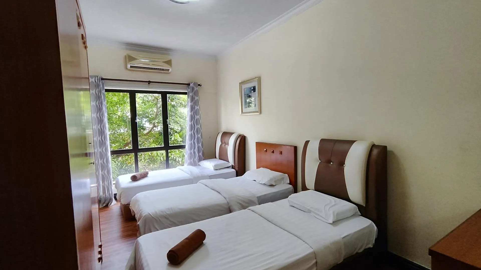 Marina Court Resort Condominium Town Homestay コタキナバル