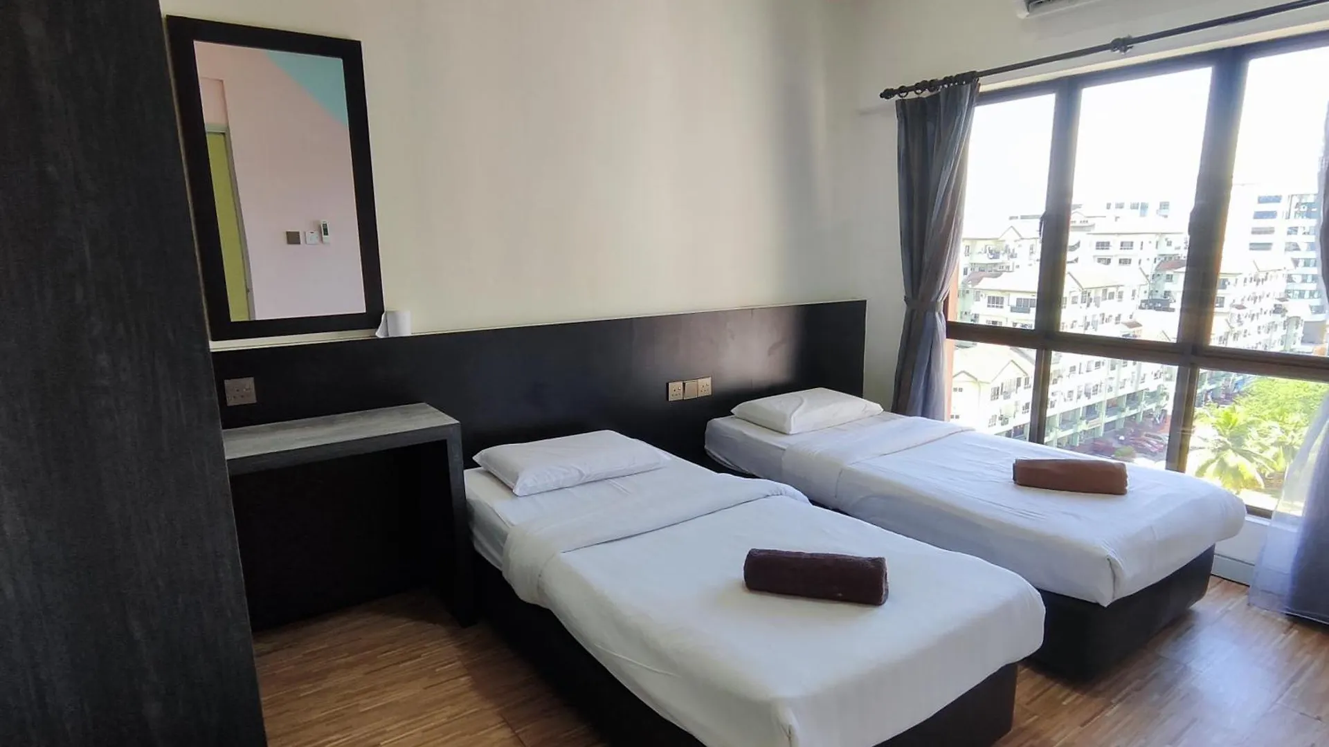 Marina Court Resort Condominium Town Homestay コタキナバル アパート